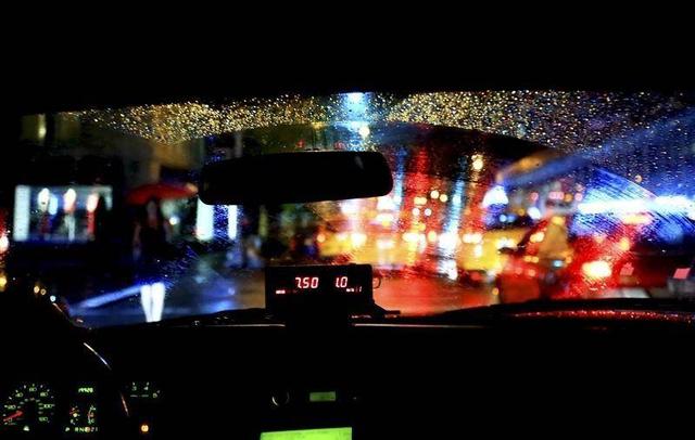 潮流元素的兴起，戳破消费符号泡沫