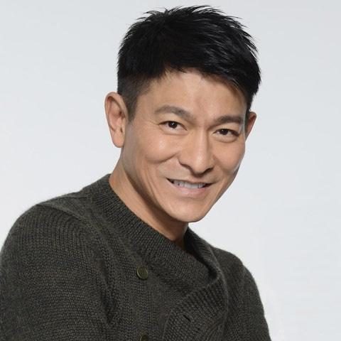 我是歌手 相见恨晚，16首经典老歌怀旧（多年后她再唱《相见恨晚》）