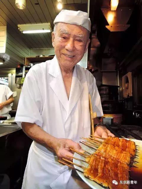 正宗日式烤鳗鱼，一些日料店也是这样做的喔