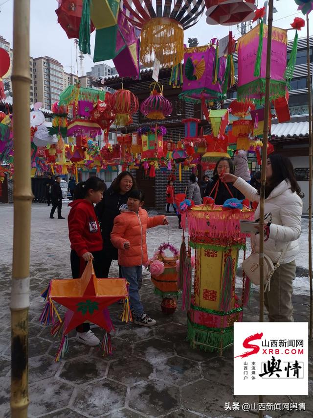 小学生手工花灯，一年级小学生手工花灯制作