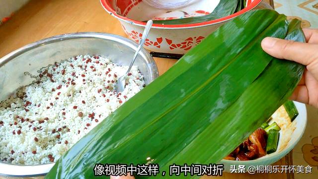 最简单的粽子怎么包的教程，2种包粽子最简单方法