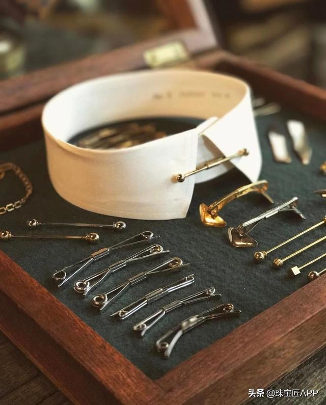 男士十大轻奢品牌，男士十大轻奢首饰品牌（6款轻奢有格调的男装上线）