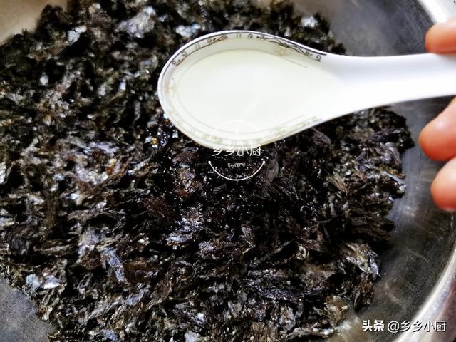 海苔拌饭怎么做，家常海苔拌饭怎么做（快来学学这道海苔拌饭）