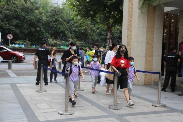 南京三梯队小学排名，南京二梯队小学之三牌楼小学