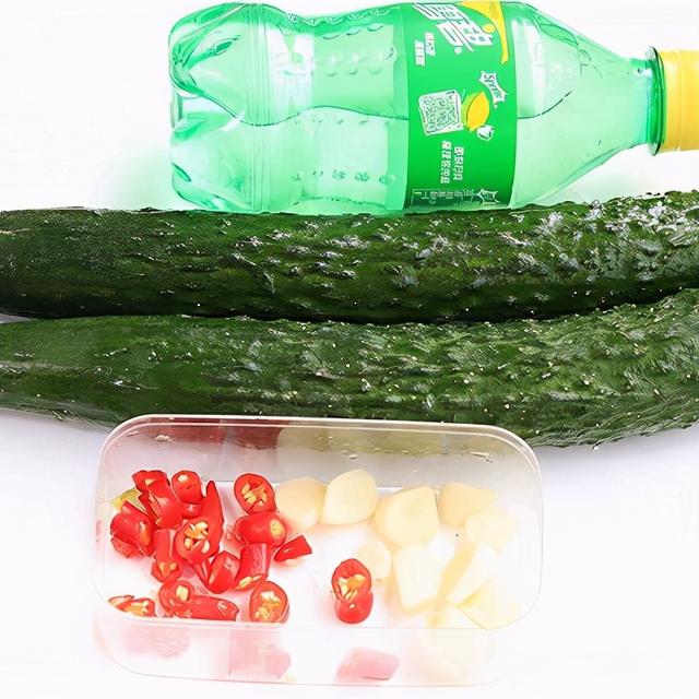 酸甜可口的泡黄瓜教程，当天就能吃的青瓜泡菜