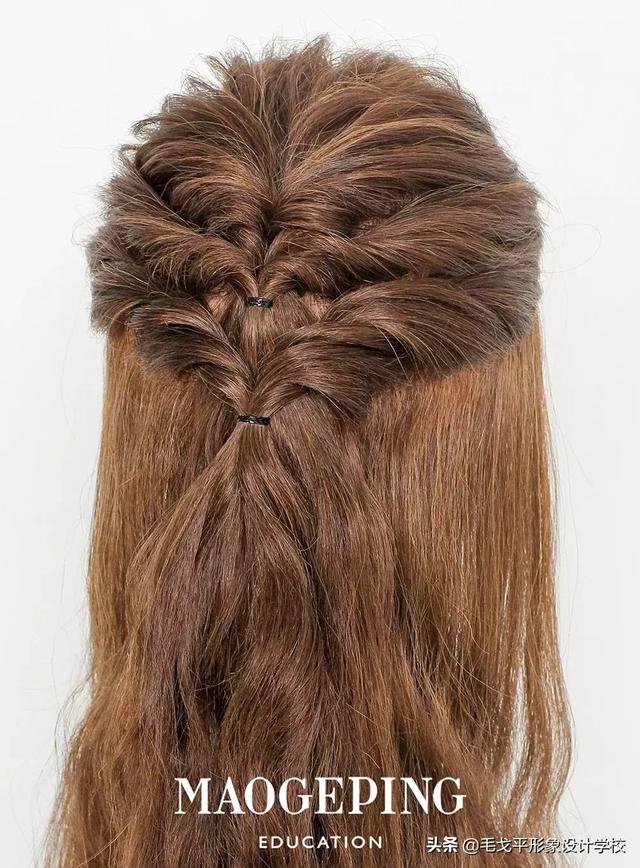 优雅简单盘发步骤图解，图解各种场合都适用的盘发