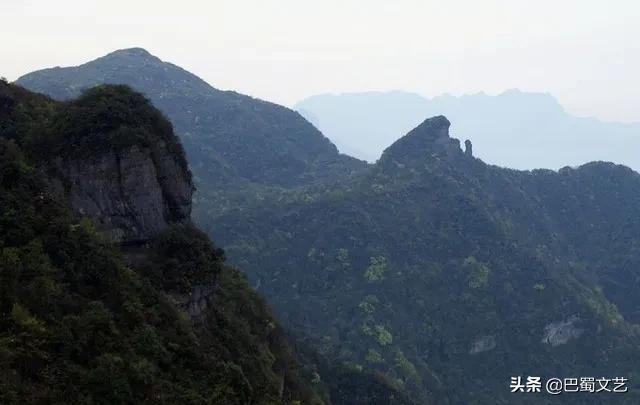 贵州的最高点和最低点在哪，贵州海拔最高点