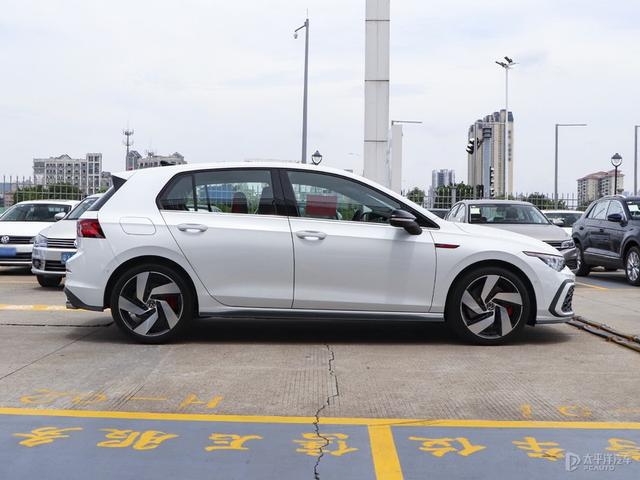 全新高尔夫gti，新一代高尔夫gti搭载