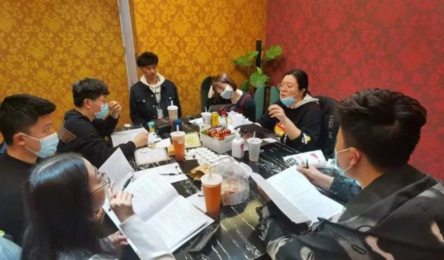 剧本杀怎么玩线下，新手玩剧本杀该怎么玩