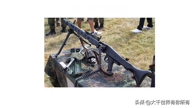 mg3通用机枪，mG3机枪（MG-3通用机枪-老当益壮的老将）