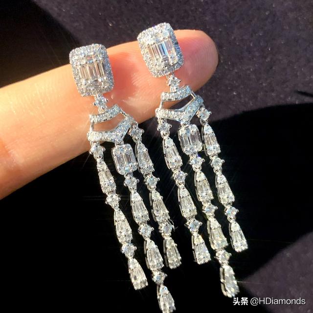 情人节礼物排行榜，情人节礼物排行榜实用大牌（情人节送什么礼物好）