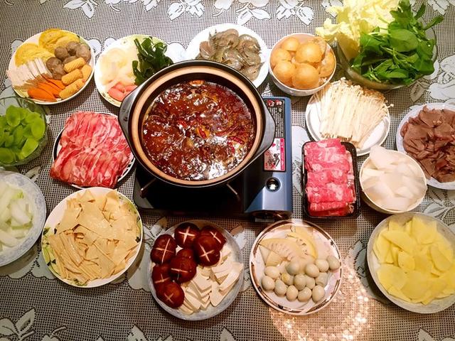 火锅汤底有哪几种，正宗火锅汤底配方（满足你所有火锅欲望）