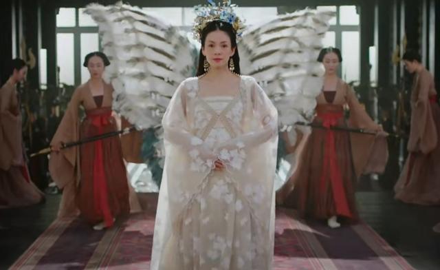 章子怡也在新戏演15岁少女，新剧演被嘲加入丫头教