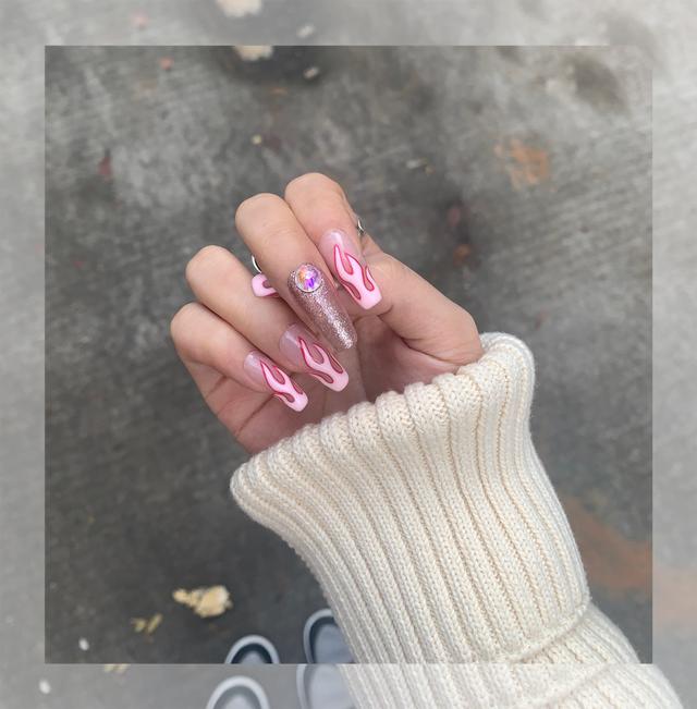 这6款秋日美甲超显白再不做就晚了，巨显白、显气质的秋季美甲