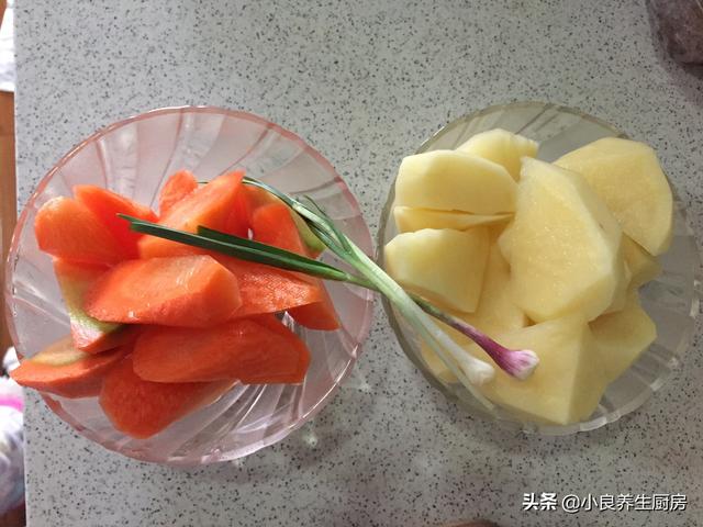 牛肉炖什么最好，牛肉配什么炖好吃又营养