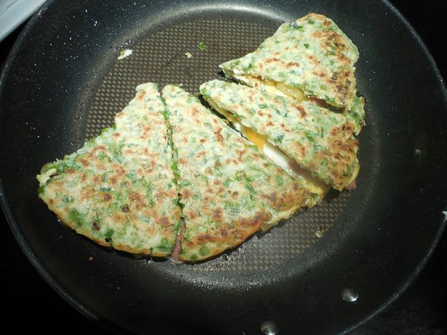 韭菜煎饼有哪些做法，韭菜煎饼的家常做法