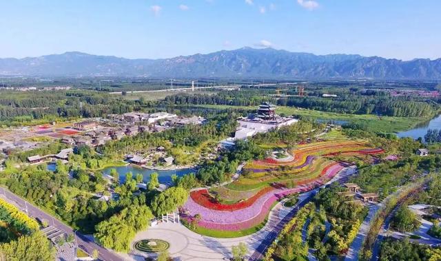 北京必玩景点排名，北京必玩的十个景点排名榜单（北京最值得去的12个景区）