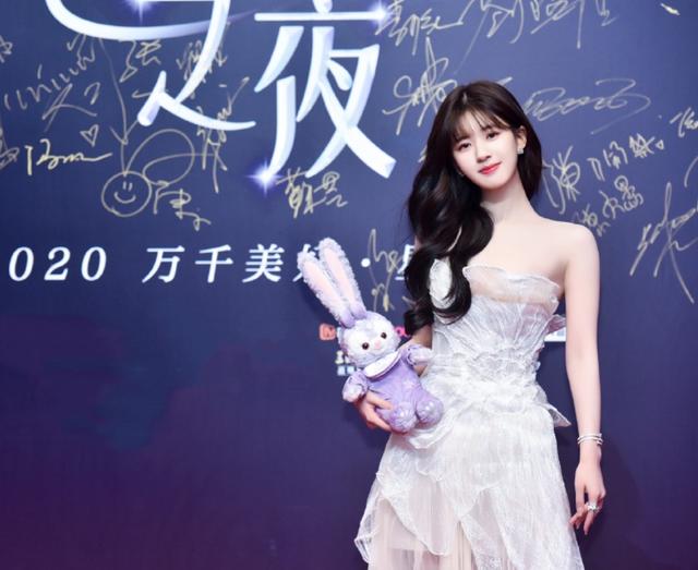 赵露思即将播出的新剧，赵露思播了8部网剧