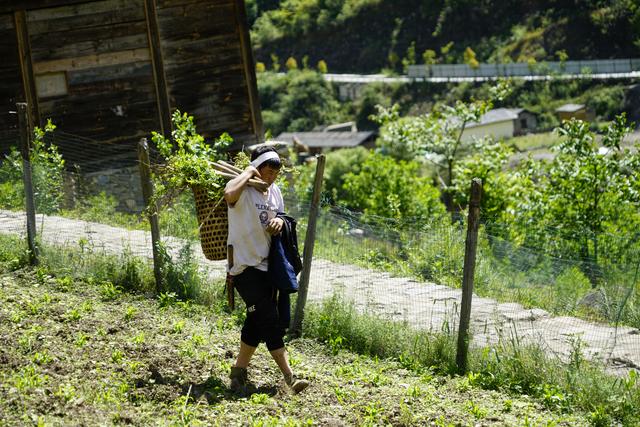 川藏线怒江大峡谷怎么样，探秘怒江美丽公路Day3