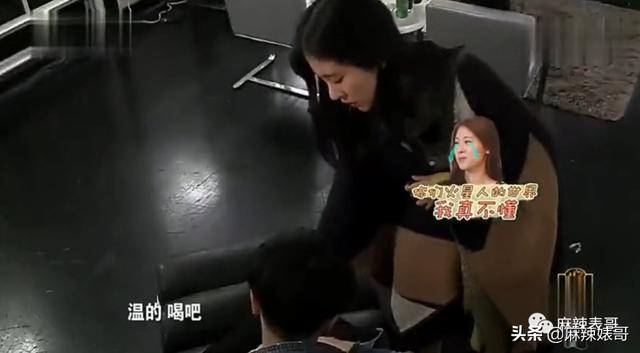 华晨宇和邓紫棋，邓紫棋对华晨宇的爱恨（华晨宇“扔下孩子不结婚”是有原因的）