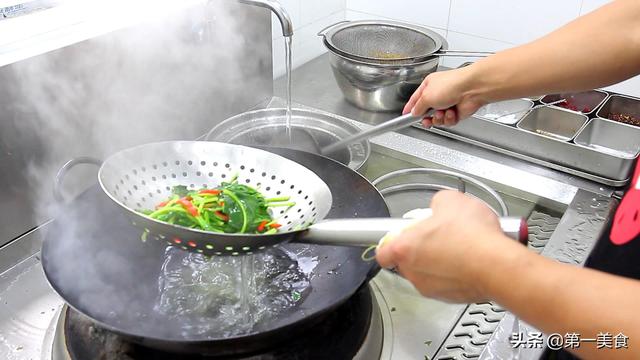 菠菜拌粉丝的做法，拌菠菜粉丝的正确做法