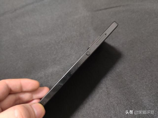 坚果pro3参数，坚果pro3详细评测（灵魂人物退场之后的坚持与妥协）