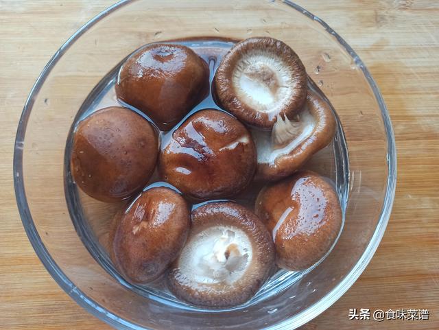 香菇怎样做才好吃，香菇怎么做好吃最简单的方法（香菇最好吃的4种做法）