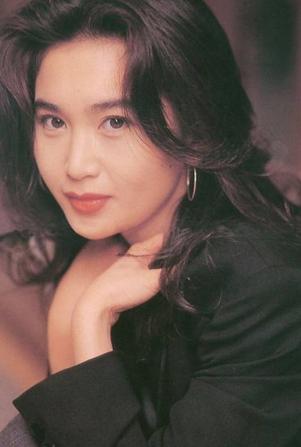 年轻时的温碧霞，年轻时候的温碧霞 随意也很美