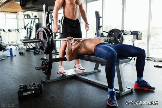 适合新手练的胸肌动作这5个就够了，胸肌怎么练最有效最快