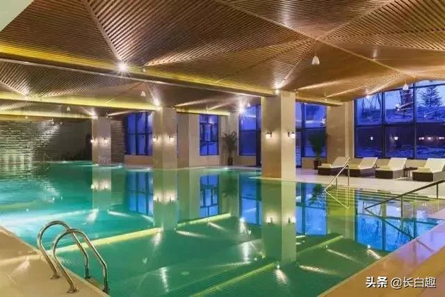 万达长白山滑雪场，长白山滑雪场在哪个地方（长白山万达度假区成国内冰雪赛事集结地）