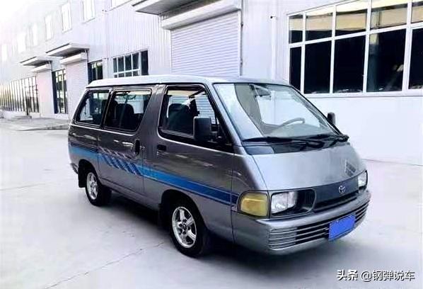 进口丰田小霸王，93款丰田小霸王参数（1.8升引擎+后驱+“小霸王”同款驾驶舱）