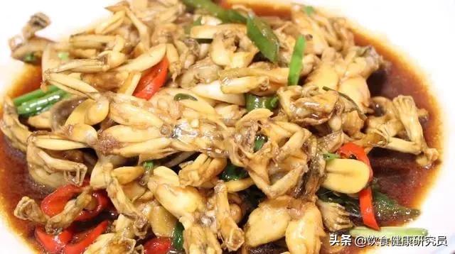 爆炒田鸡的正宗做法，美食推荐：肝腰合炒，爆炒田鸡