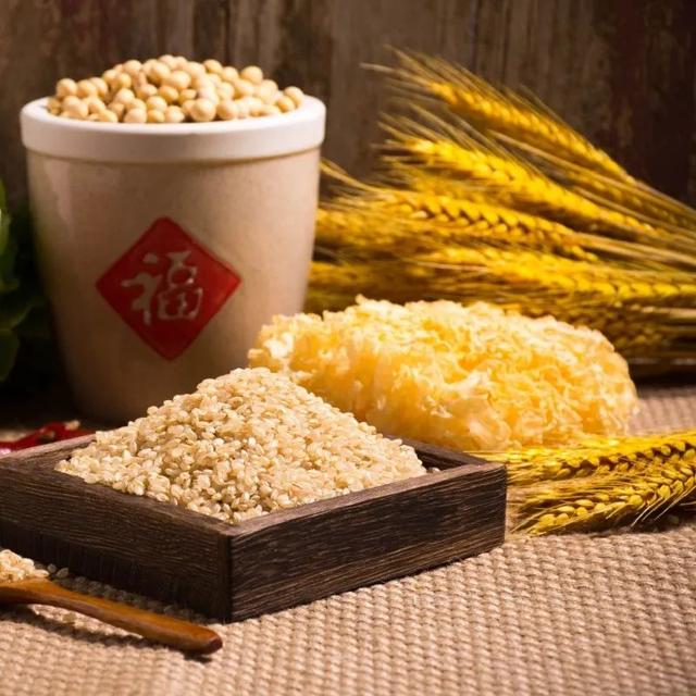 糖尿病可以吃鸡头果吗(糖尿病可以吃鸡肉喝鸡汤吗)