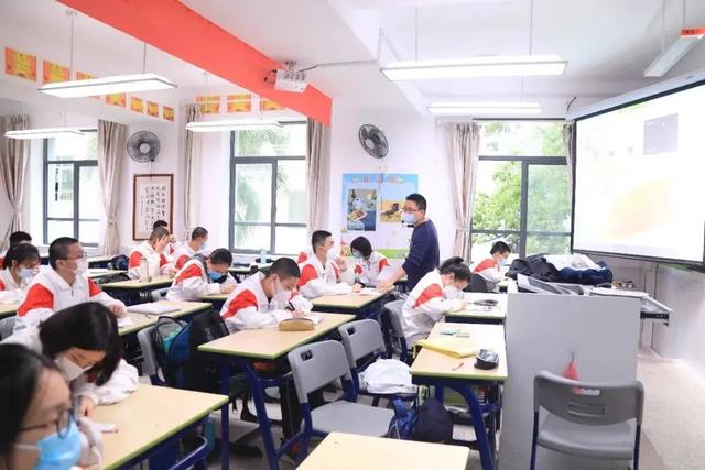 福州有哪些比较好的私立中学呢，3年学费45万揭秘福州