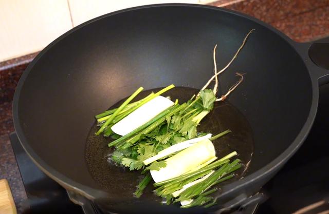 乳鸽的24款家常做法，乳鸽这样做太好吃了