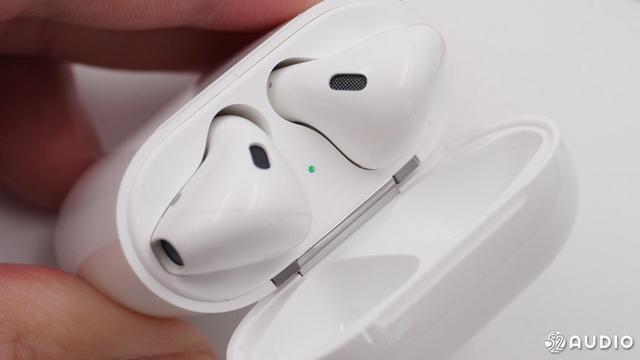 苹果蓝牙耳机airpods 三代，3上手评测：小了