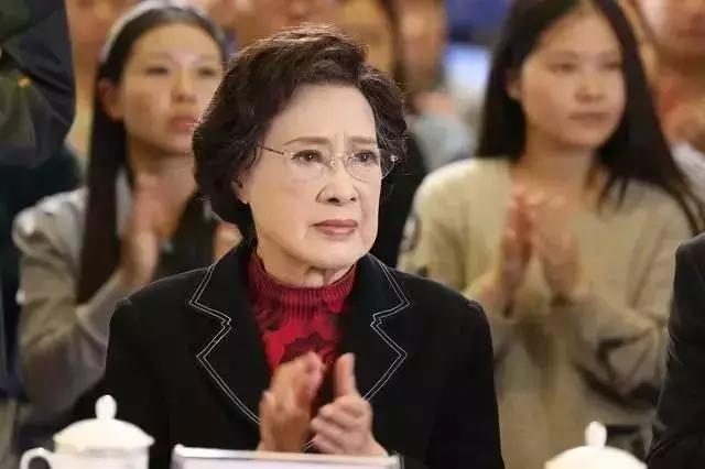 秦怡年轻照，东方的英格丽.褒曼