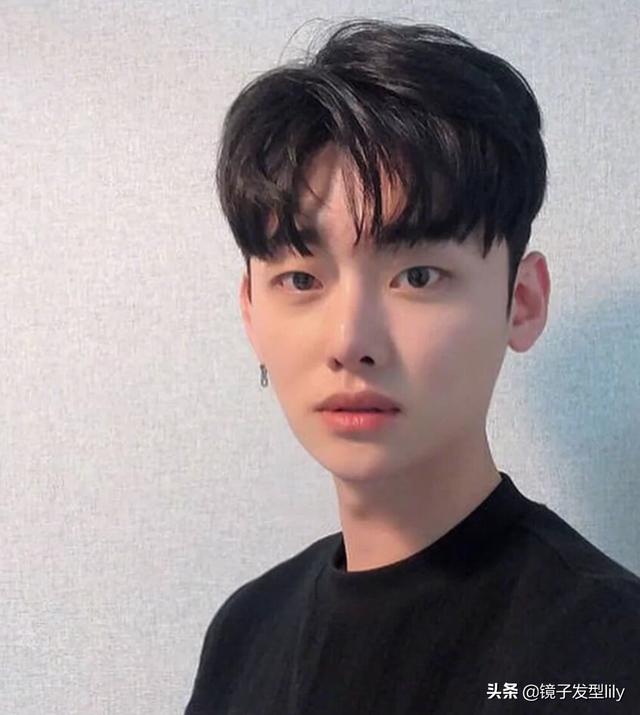 好看又符合学生标准的发型，13款很适合大学生的发型