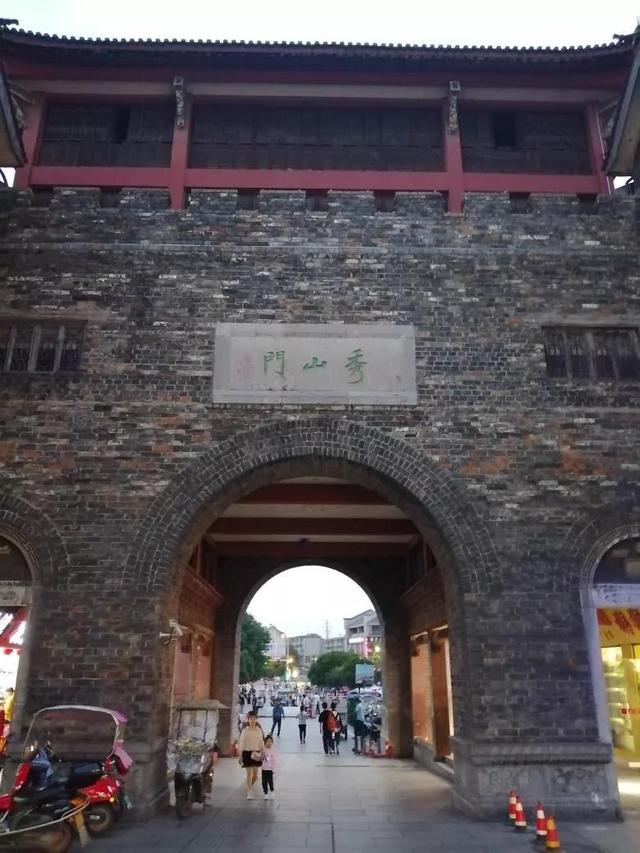 安庆天柱山一日游攻略图，一品天柱山，一眼是千年