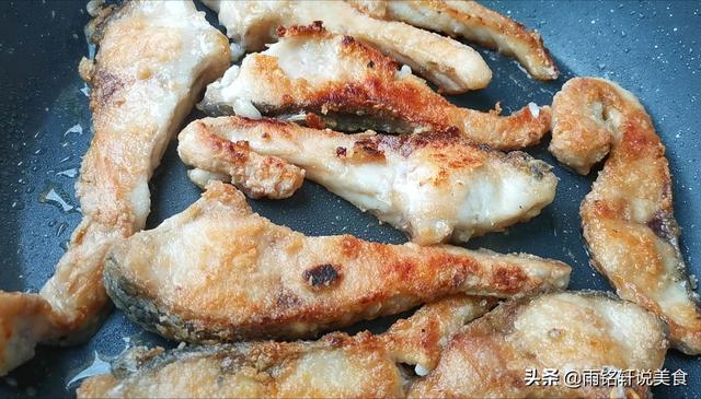 草鱼怎么做才好吃，草鱼怎么做才好吃下饭（没想到草鱼还有这么多种吃法）