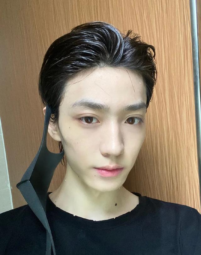 创4 吴宇恒出道了吗，他是赵薇公司的唯一偶像艺人
