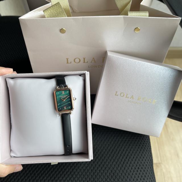 阿玛尼满天星女表价格大全，这篇测评告诉你职场女孩搭配