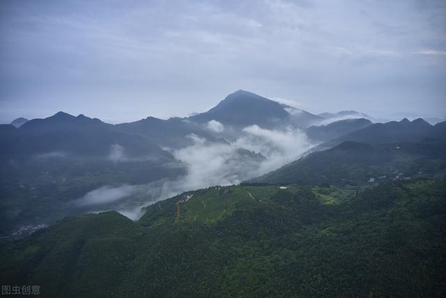 重庆周边凉快的避暑打卡地两三天，重庆周边这⑧个避暑胜地只有25℃