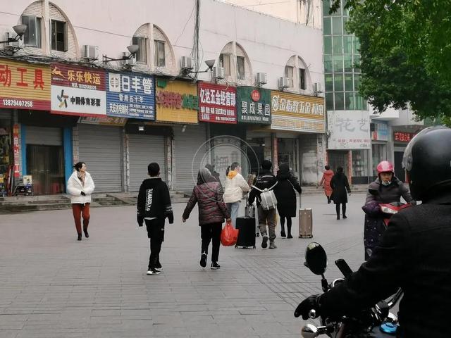 抚州汽车站春节时间表，春运前一天的抚州老长途汽车站