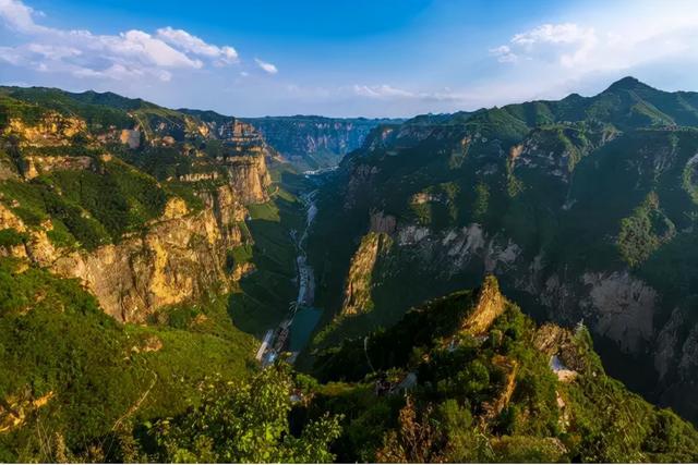 山西旅游景点地图，山西省的旅游景点方位图（城市地图山西）