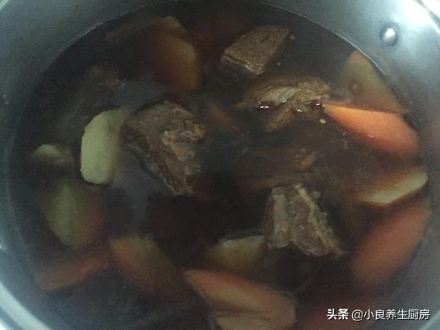 牛肉炖什么最好，牛肉配什么炖好吃又营养