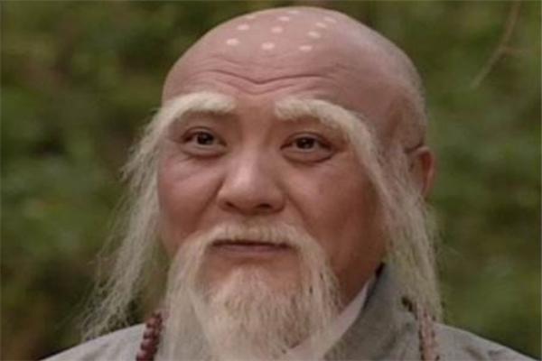 白蛇和青蛇各修炼了多少年，白蛇和青蛇只是蛇妖