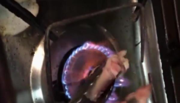 猪皮上的毛怎么去掉，猪皮上的猪毛怎样快速有效的去除