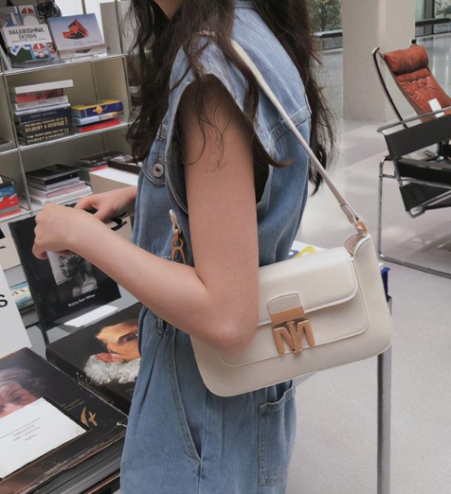 mk所有包包款式，MK包包有哪些款式