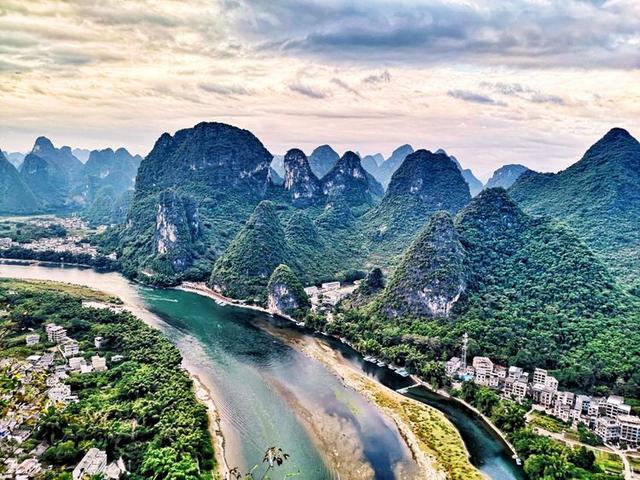 去了才知道说阳朔山水甲桂林，桂林旅游阳朔自由行攻略